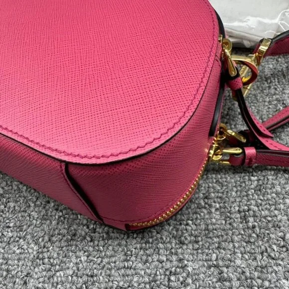 Prada Leather Shoulder Bag 850-071425 - Picture 6 of 15